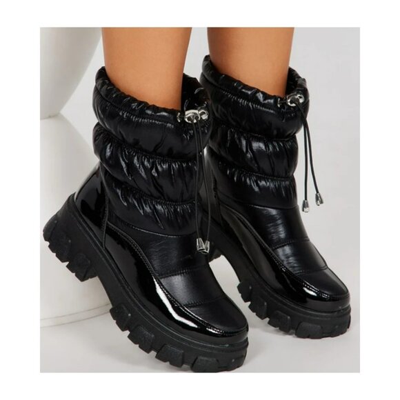 Winter Booties - Black, Size 9 - Picture 1 of 1